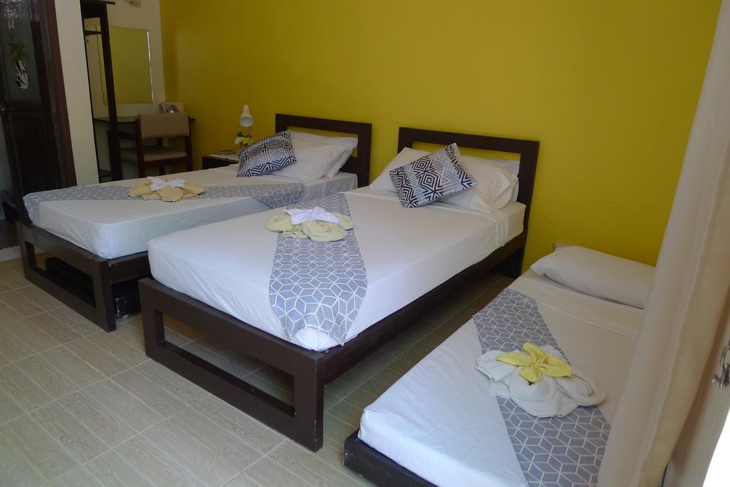 By The Bay, Jacana Bed & Breakfast Puerto Princesa Room photo