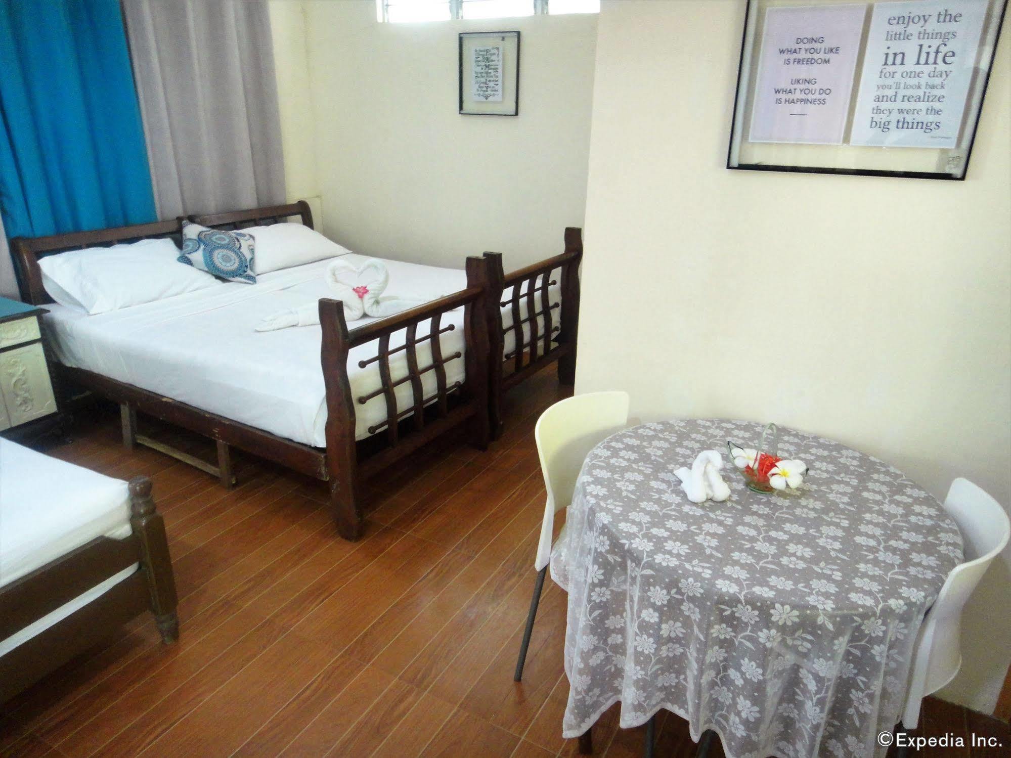 By The Bay, Jacana Bed & Breakfast Puerto Princesa Exterior photo
