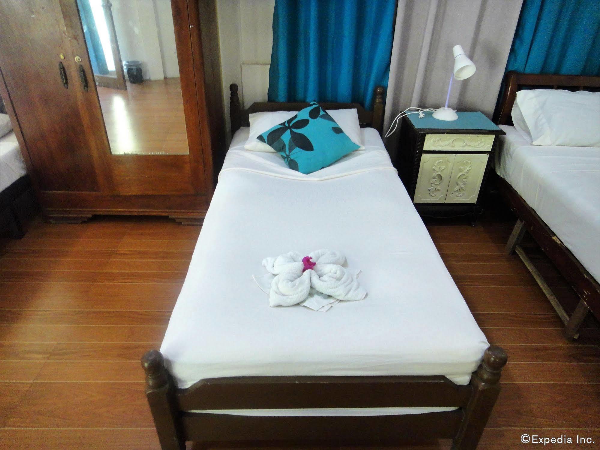 By The Bay, Jacana Bed & Breakfast Puerto Princesa Exterior photo